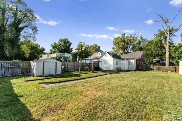 $142,500 | 140 North Virginia Avenue, Belleville, IL 62220