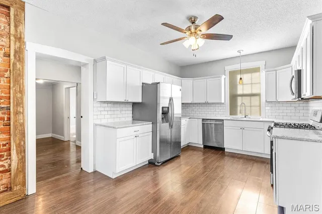 $142,500 | 140 North Virginia Avenue, Belleville, IL 62220