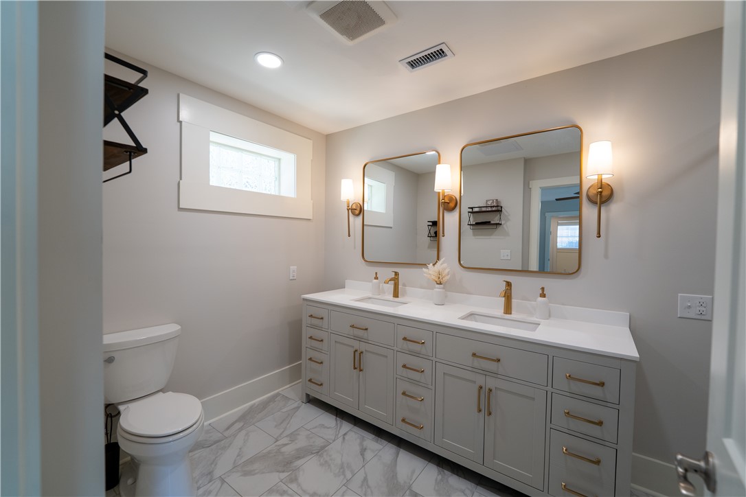 102 Robin Street Clemson, SC 29631 - Photo 9 of 16 Gallery Image 9