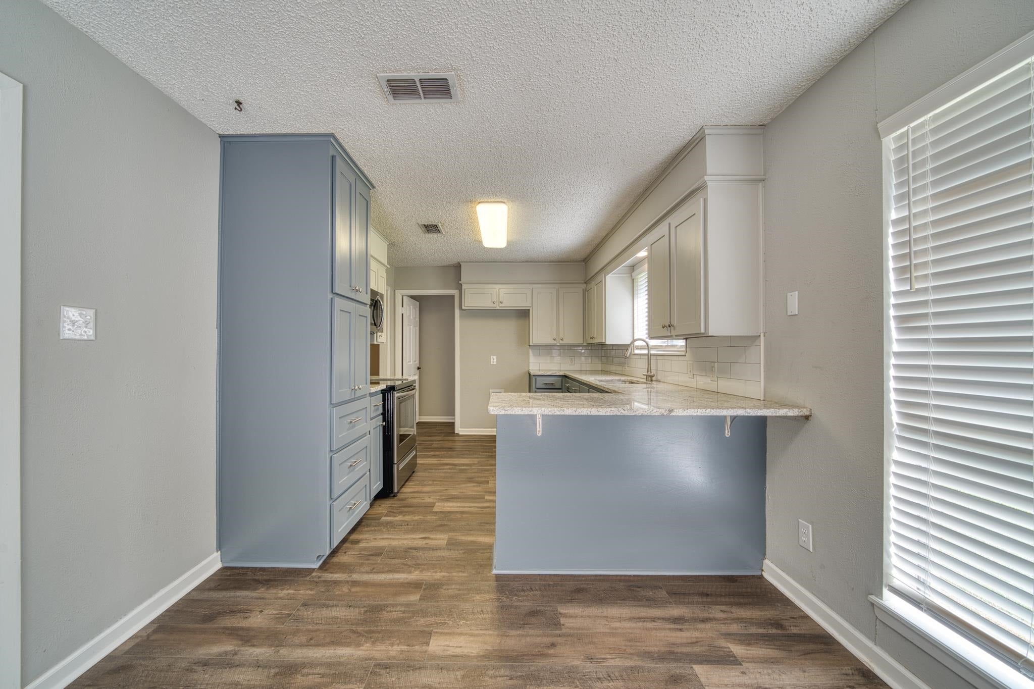 810 Redbud Lane Longview, TX 75604 - Photo 8 of 31 Gallery Image 8