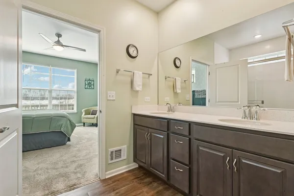 $439,000 | 1808 Alta Drive, Volo, IL 60020