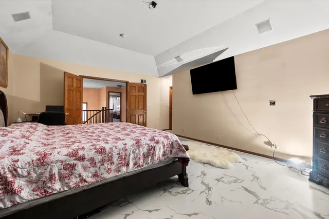 $615,000 | 342 Diana Court, Bensenville, IL 60106