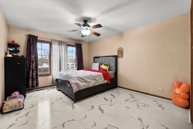 $615,000 | 342 Diana Court, Bensenville, IL 60106