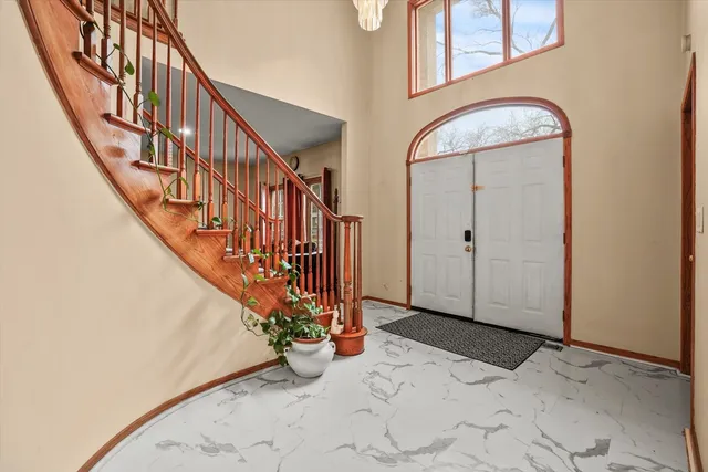 $615,000 | 342 Diana Court, Bensenville, IL 60106