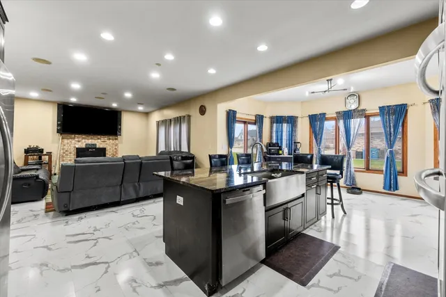 $615,000 | 342 Diana Court, Bensenville, IL 60106