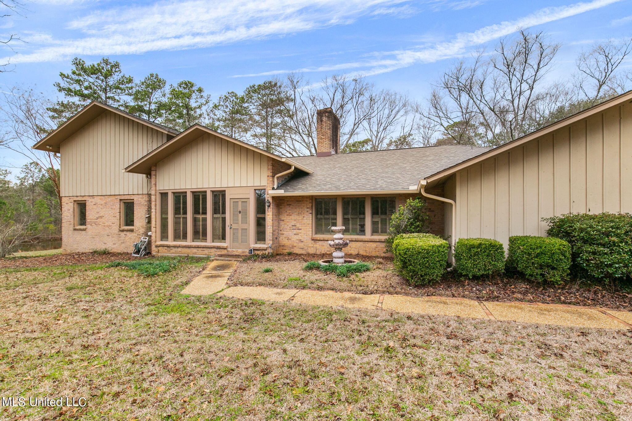 12449 Springridge Road Terry, MS 39170 - Photo 8 of 87 8-web-or-mls-12449 Springridge-8