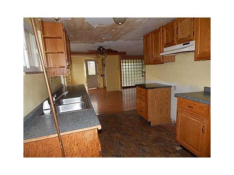 212 Streets Run Road Whitehall, PA 15236 - Photo 3 of 14 Kitchen.