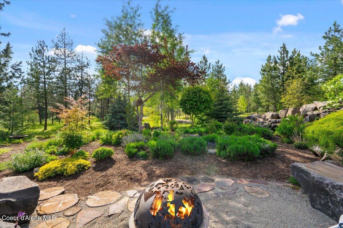 19712 North Cottagewood Lane Rathdrum, ID 83858 - Photo 11 of 41 21-Fire Pit