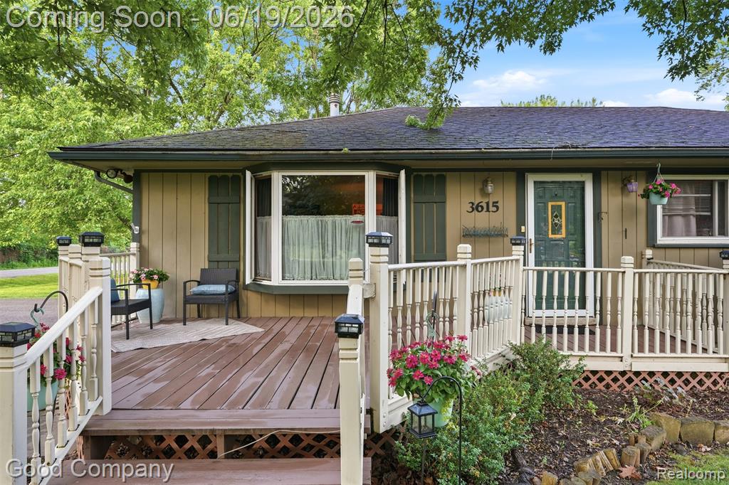 3615 Hazelton Avenue Rochester Hills, MI 48307 - Photo 3 of 56