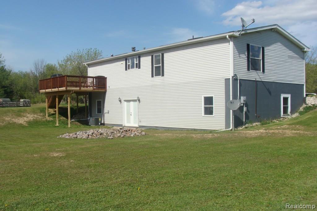 10619 Winterset Road Pinckney, MI 48169 - Photo 7 of 12 DSC01926.jpg