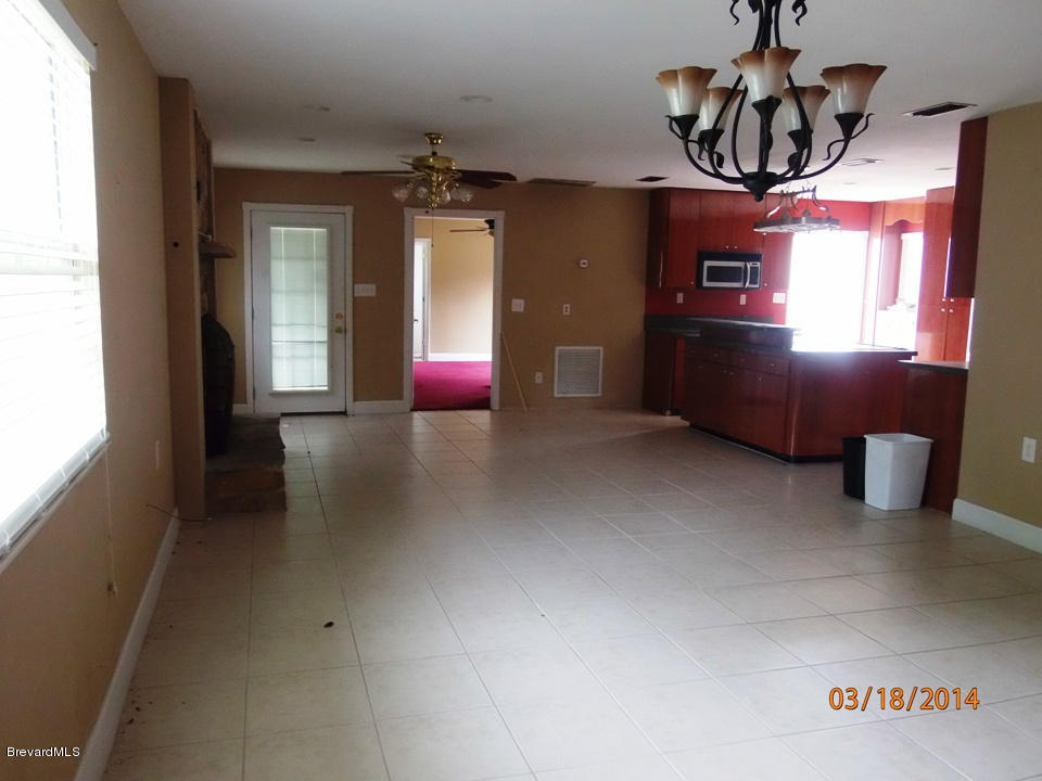 3915 Grant Line Road Mims, FL 32754 - Photo 15 of 17 Dining and Living