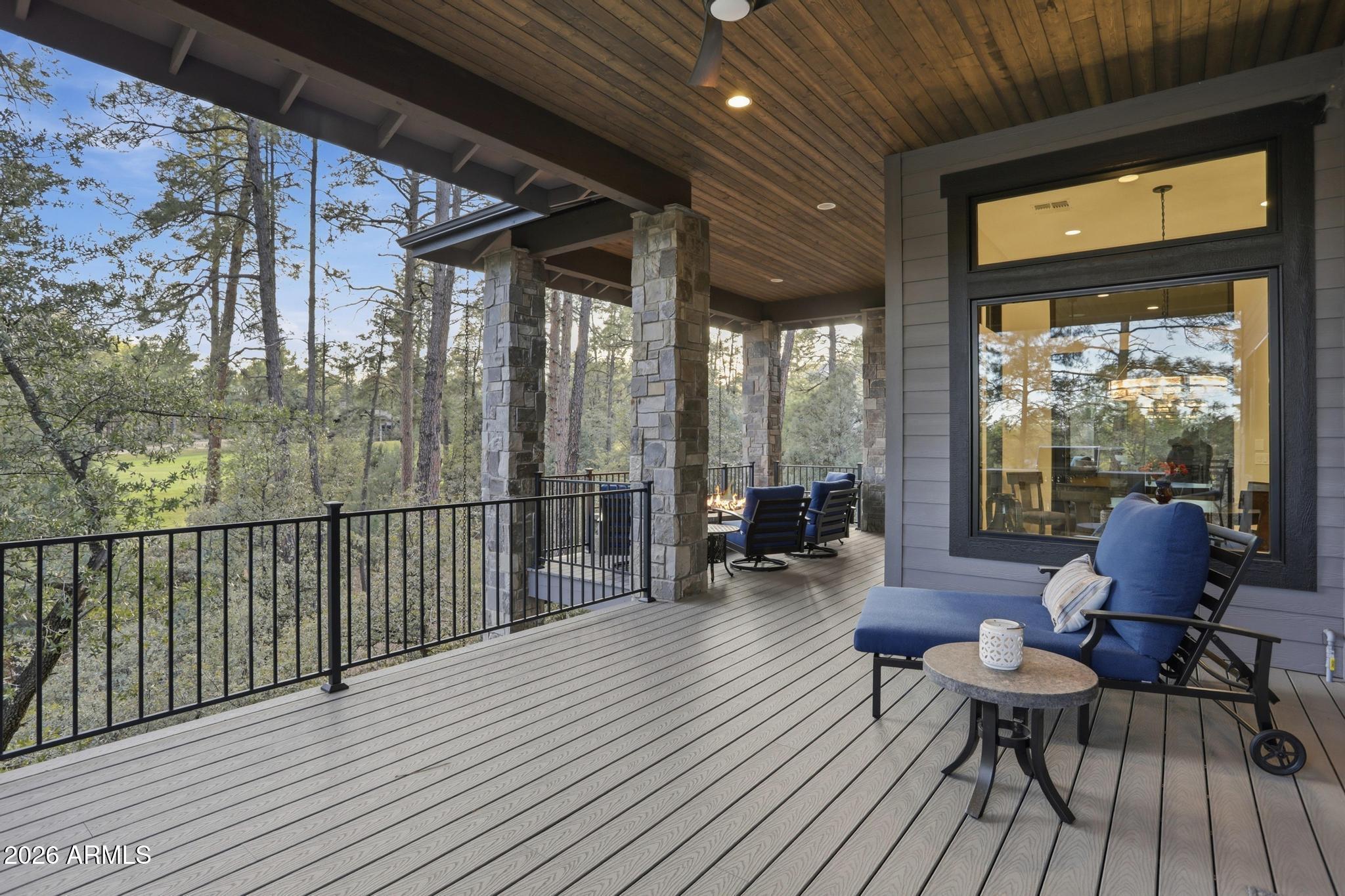 2207 East Filaree Circle Payson, AZ 85541 - Photo 31 of 38 a outdoor space with furniture