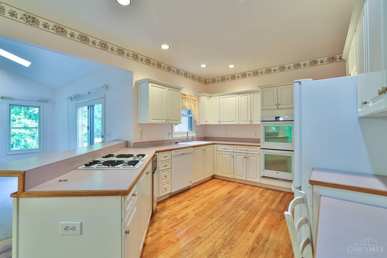 6831 Rapid Run Road Cincinnati, OH 45233 - Photo 14 of 41 Gallery Image 14