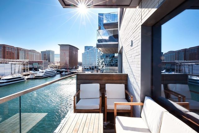 $2,000,000 | 300 Pier 4 Blvd., Unit 5K, Boston, MA 02210