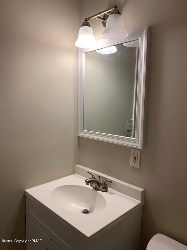 150 Ridge Road Pocono Lake, PA 18347 - Photo 7 of 10 Bath