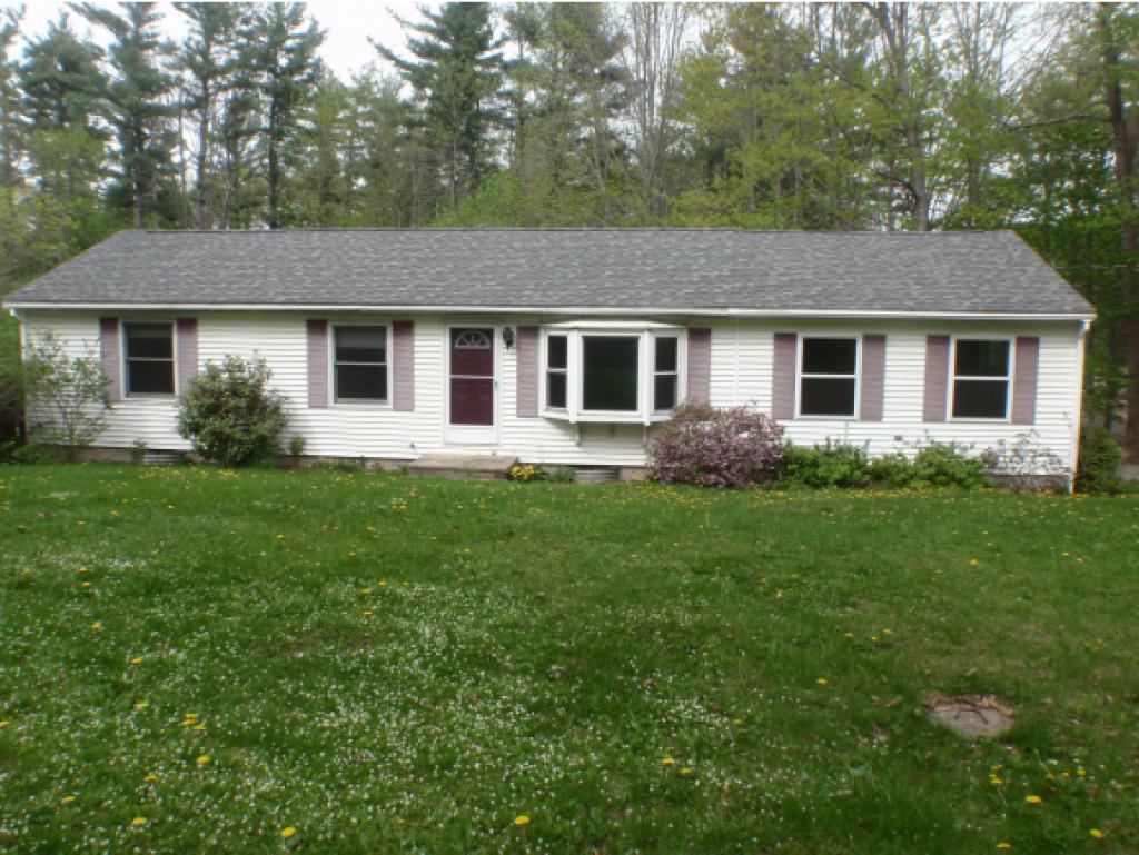 96 Hunting Road Auburn, NH 03032 - Photo 2 of 16