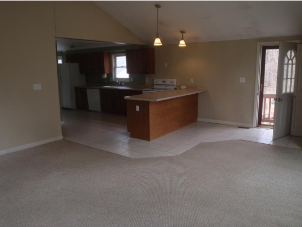 96 Hunting Road Auburn, NH 03032 - Photo 5 of 16