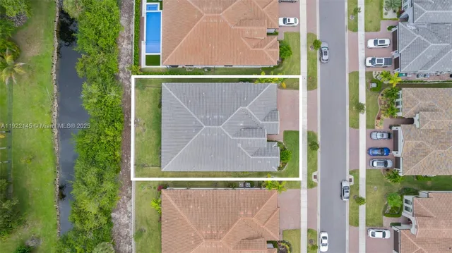 an aerial view of multiple house