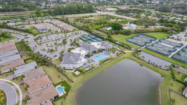 $1,600,000 | 7849 Liberty Way, Parkland, FL 33067