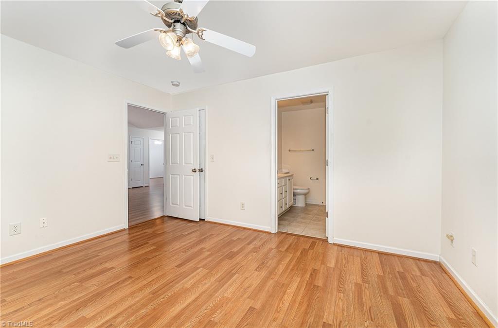 111 Castleton Drive Thomasville, NC 27360 - Photo 12 of 22 Primary bdrm with walkin closet