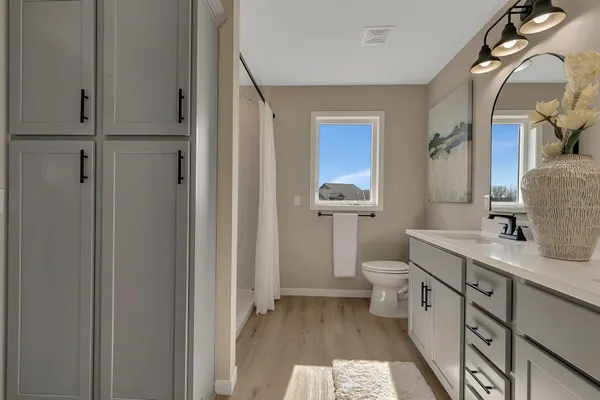 $529,900 | 31014 Goldfinch Lane, Rockville, MN 56301