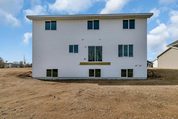 $529,900 | 31014 Goldfinch Lane, Rockville, MN 56301