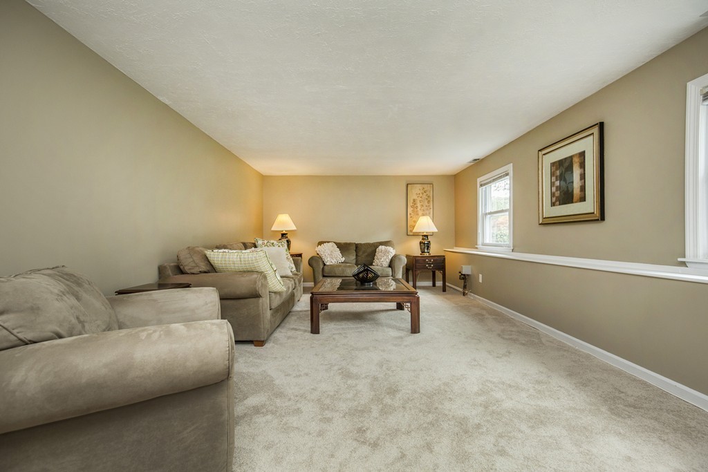 9 Town Line Road Burlington, MA 01803 - Photo 21 of 30