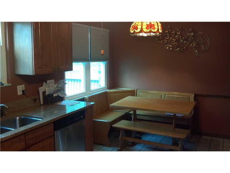 8260 Post Road Allison Park, PA 15101 - Photo 5 of 19 Kitchen.