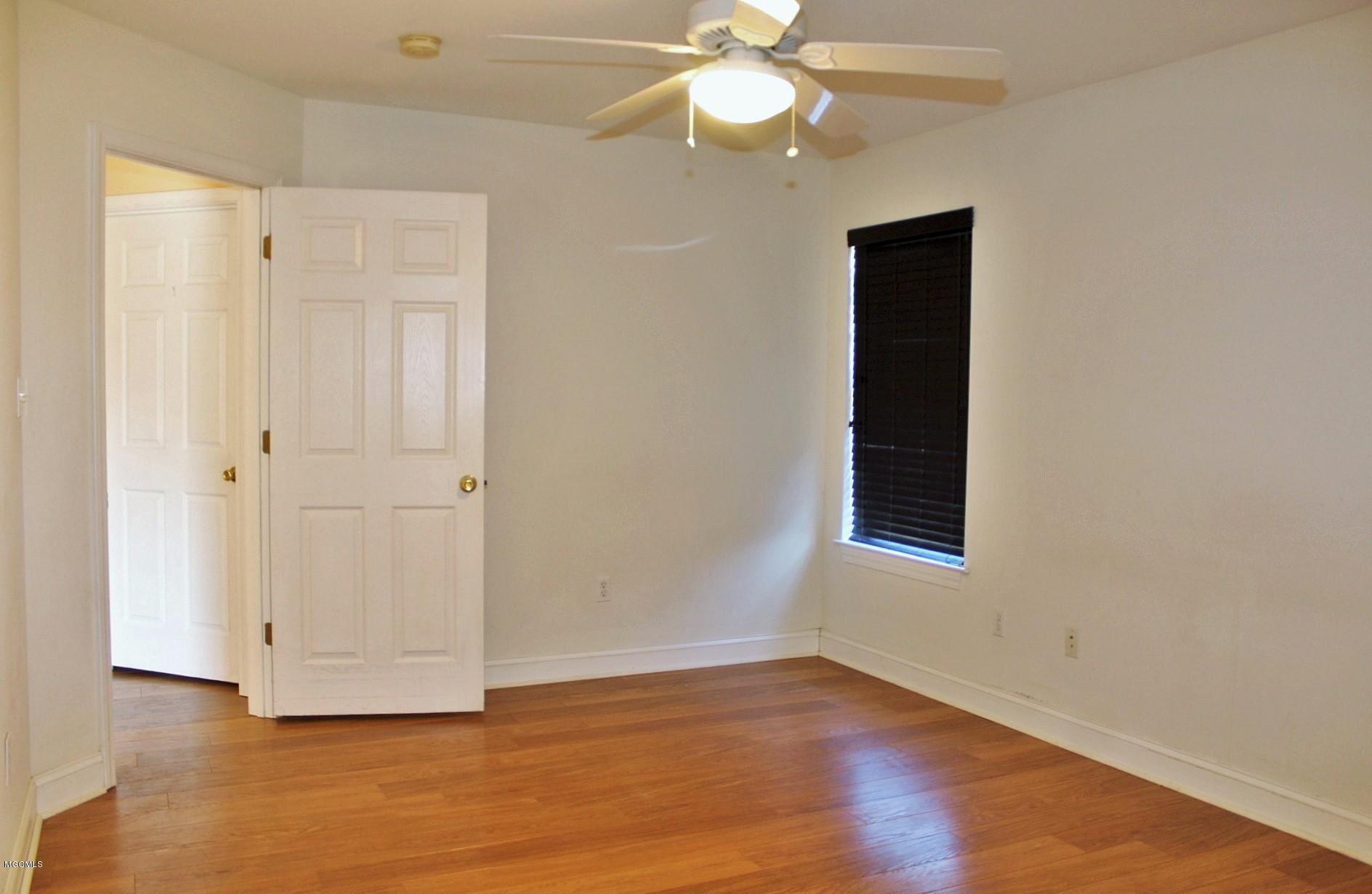 17928 Rayford Shumock Road Moss Point, MS 39562 - Photo 17 of 33 17-Master Bedroom
