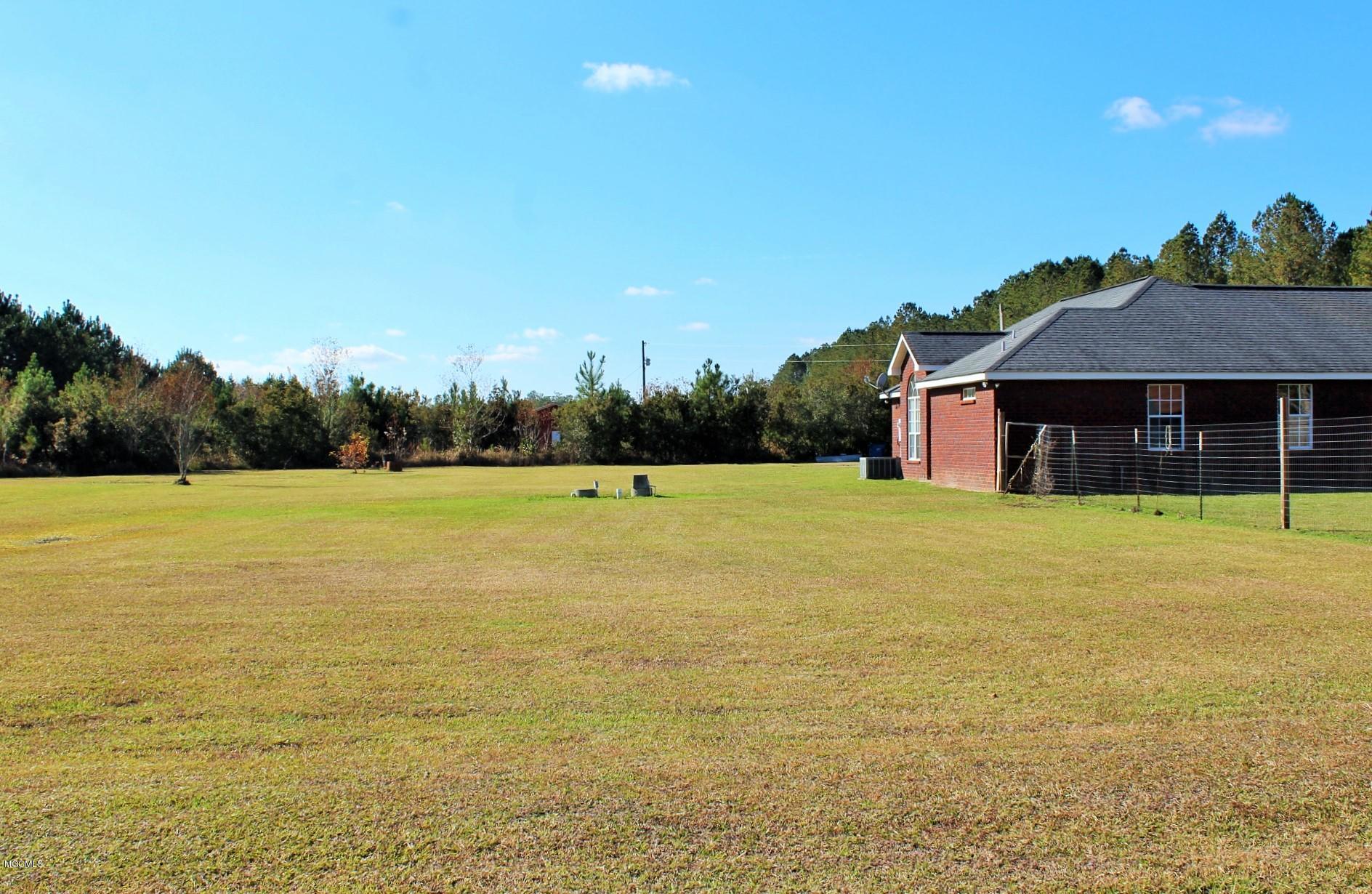 17928 Rayford Shumock Road Moss Point, MS 39562 - Photo 32 of 33 32-Back