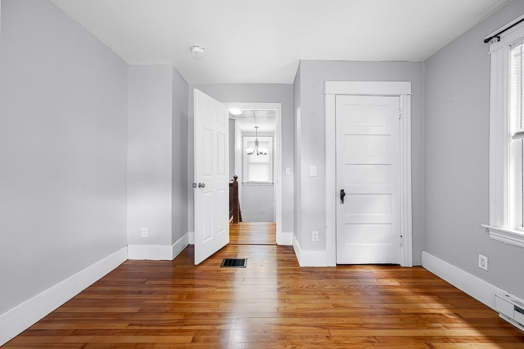 8 Simone Street Worcester, MA 01604 - Photo 23 of 35