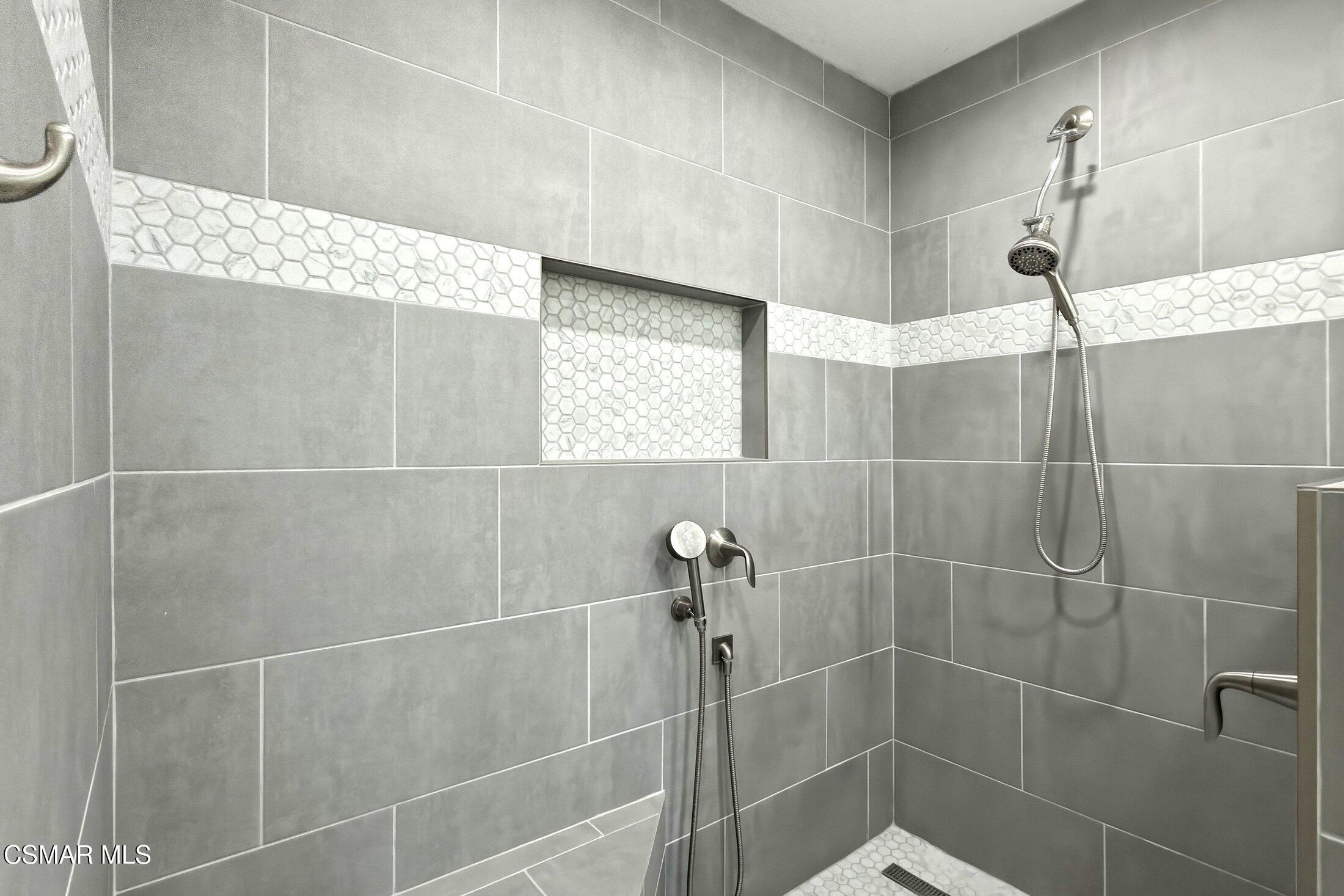 280 Ridgeton Lane, Unit A Simi Valley, CA 93065 - Photo 17 of 30 018_280_ridgeton_lane_-_0023_70