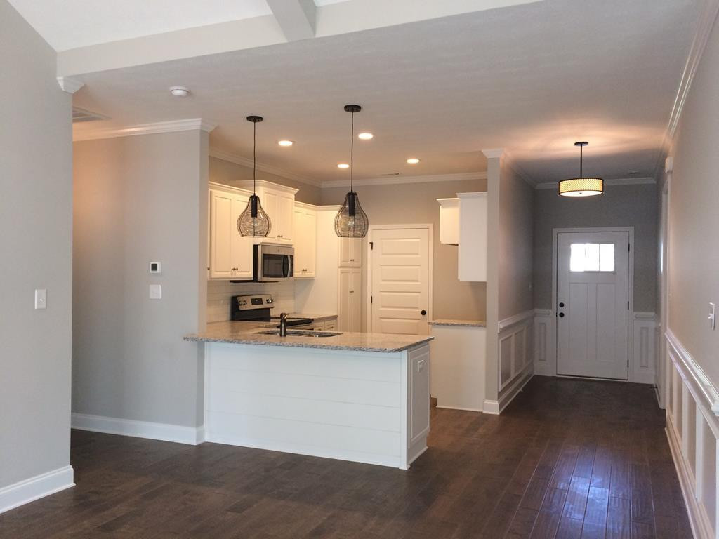 4690 Vaucluse Road Aiken, SC 29801 - Photo 4 of 9 Gallery Image 4