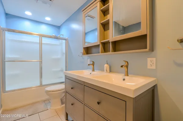 $539,900 | 546 Vaughn Avenue, Toms River, NJ 08753