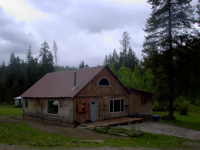 4307 Jepsen Road Springdale, WA 99173 - Photo 2 of 9
