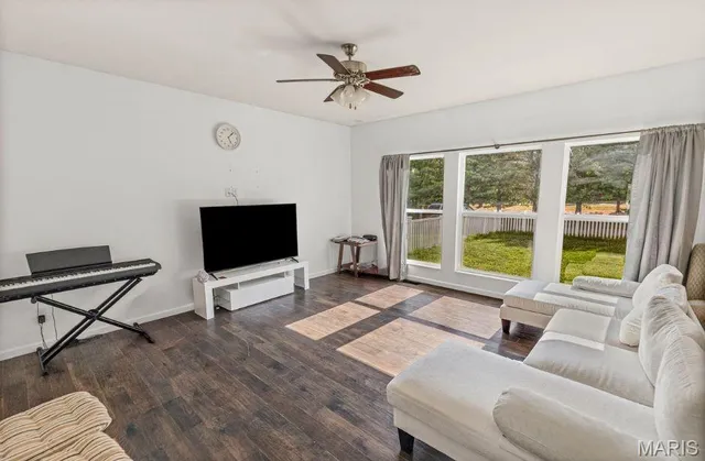 $323,000 | 1909 Plantation Lane, Belleville, IL 62220