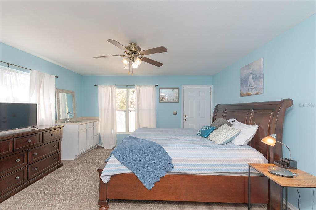 2320 Citrus Hill Road Palm Harbor, FL 34683 - Photo 13 of 35