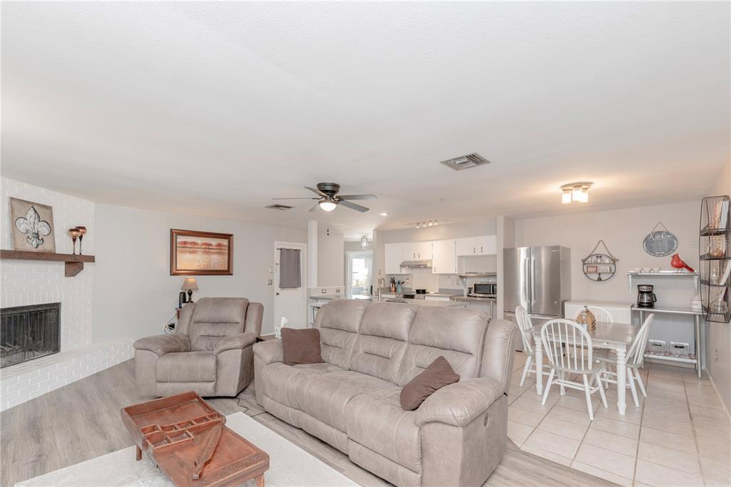 2320 Citrus Hill Road Palm Harbor, FL 34683 - Photo 3 of 35