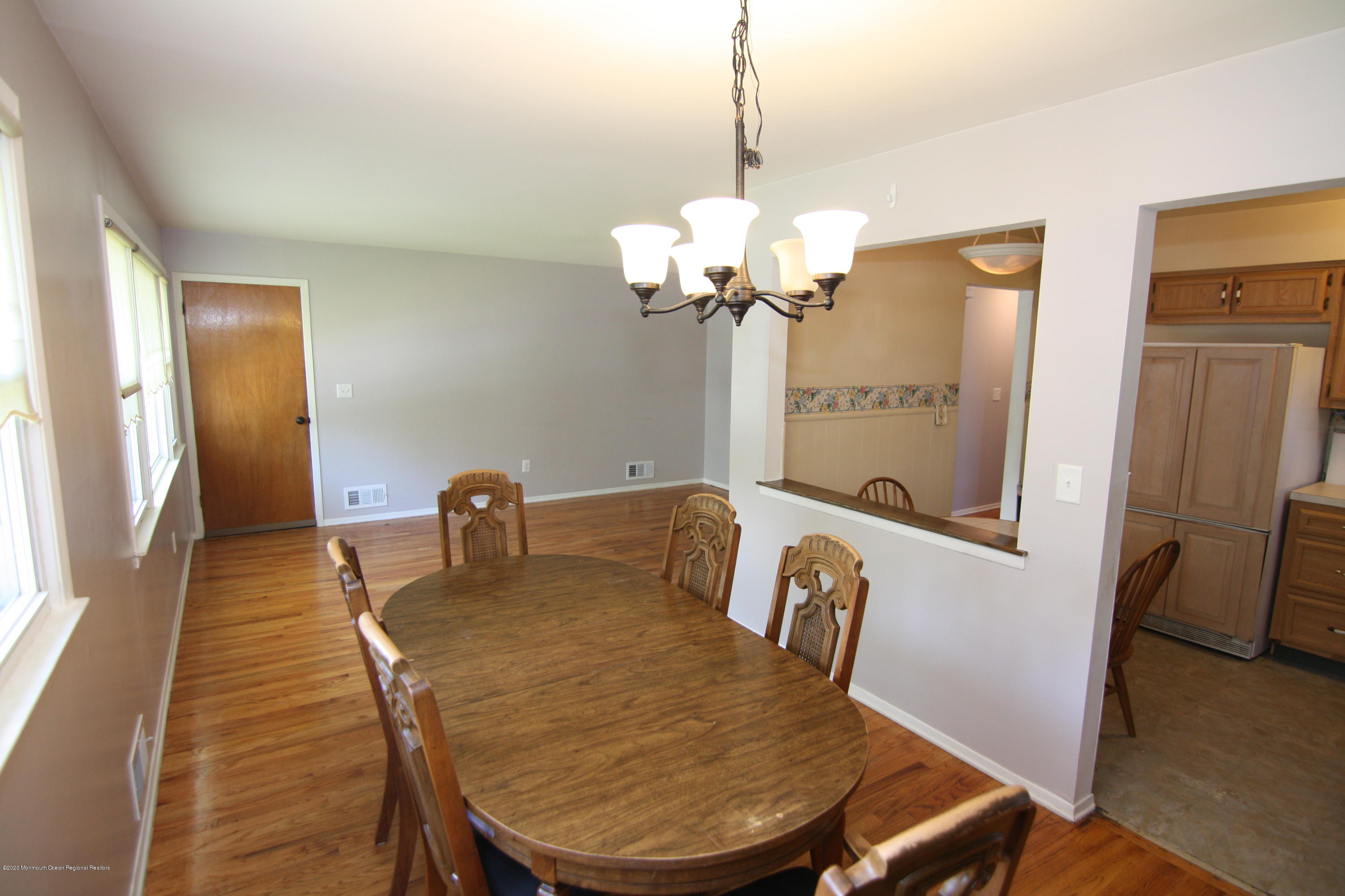 712 Trotting Road Union, NJ 07083 - Photo 8 of 14 IMG_0295
