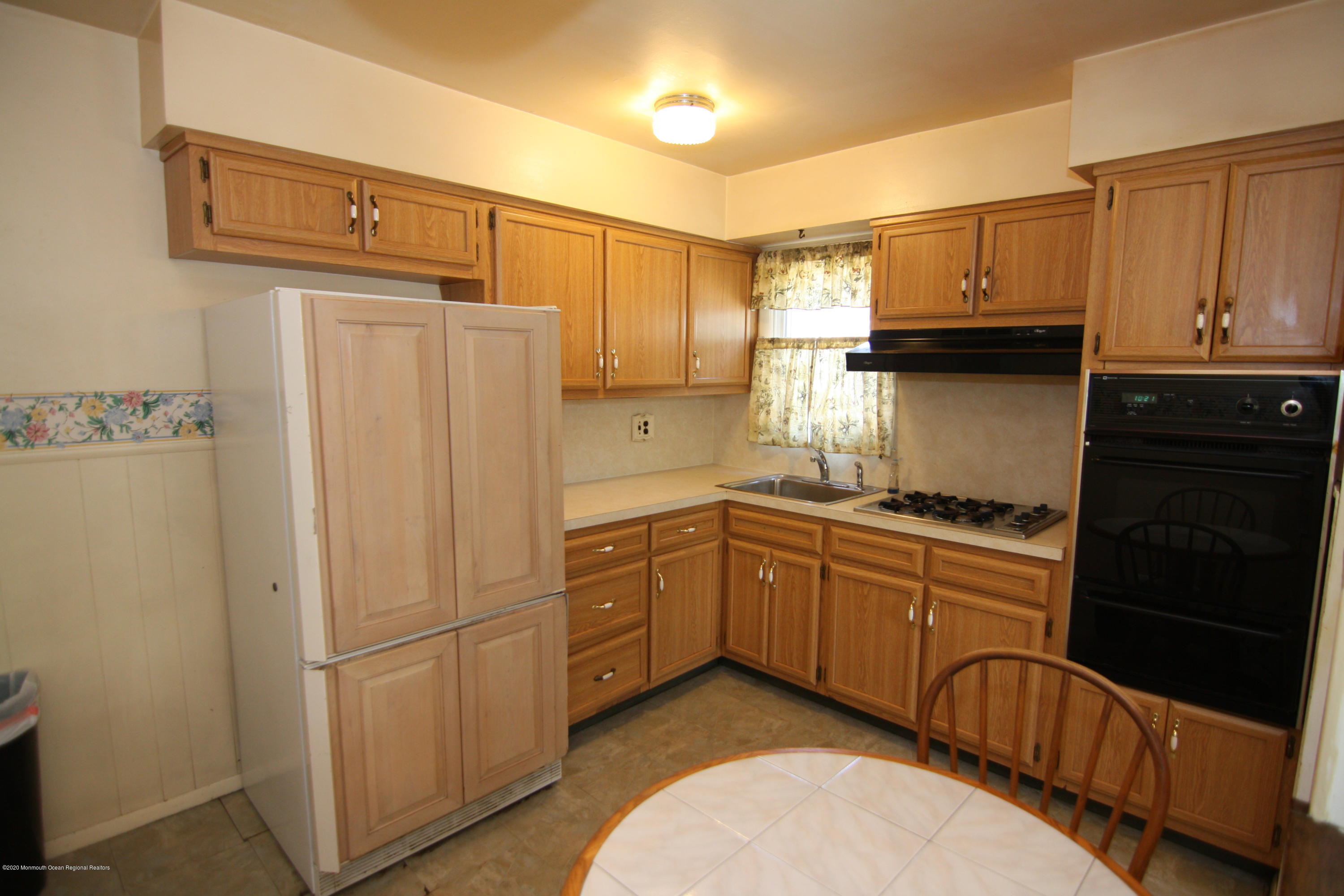 712 Trotting Road Union, NJ 07083 - Photo 10 of 14 IMG_0297