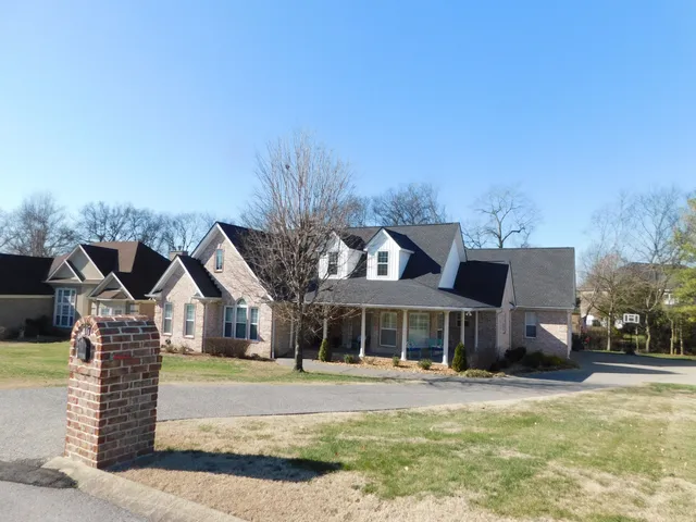 $634,000 | 117 Collinwood Drive, Gallatin, TN 37066