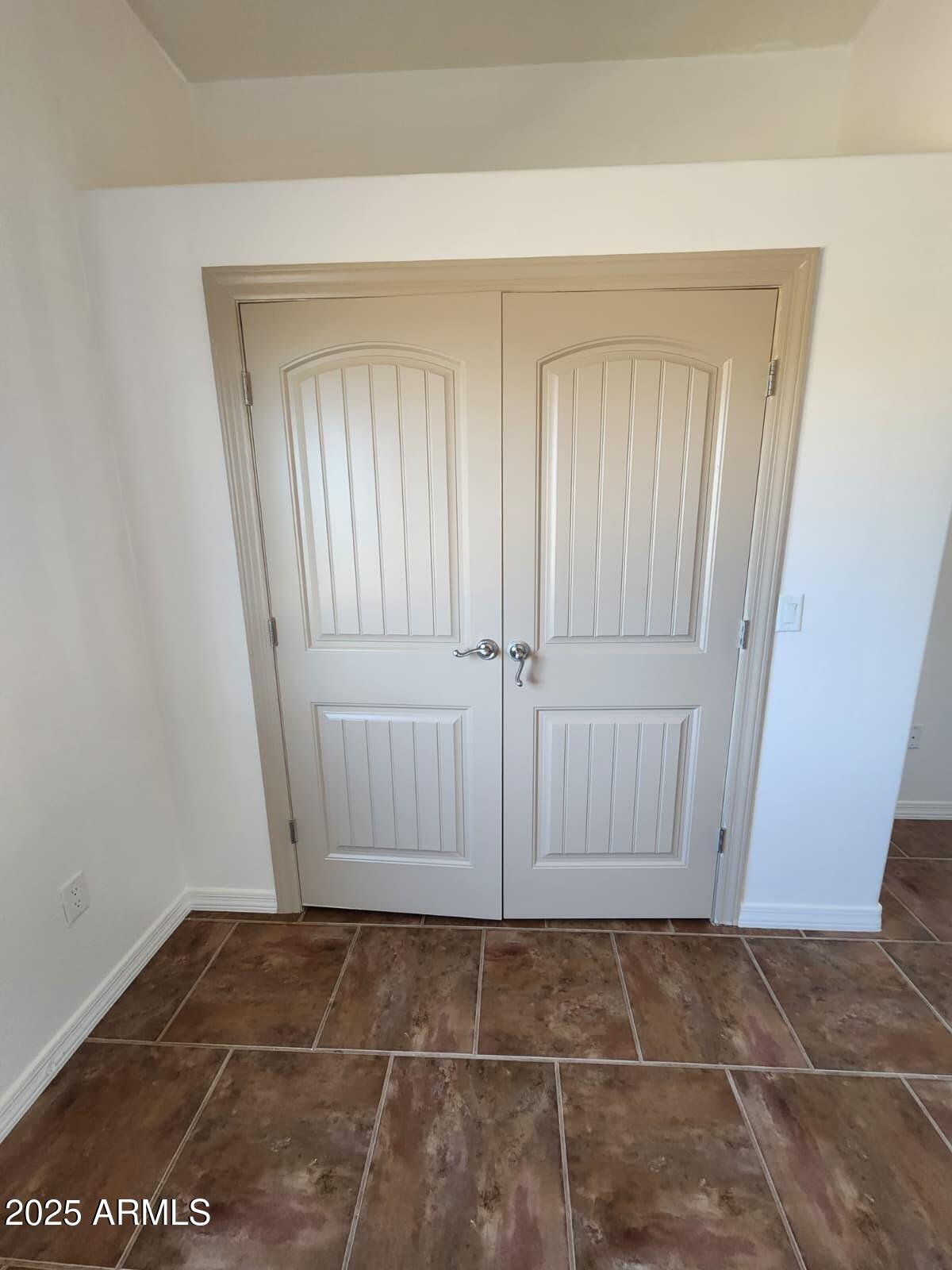 1766 East Golf Course Road Douglas, AZ 85607 - Photo 15 of 29 a view of an empty room