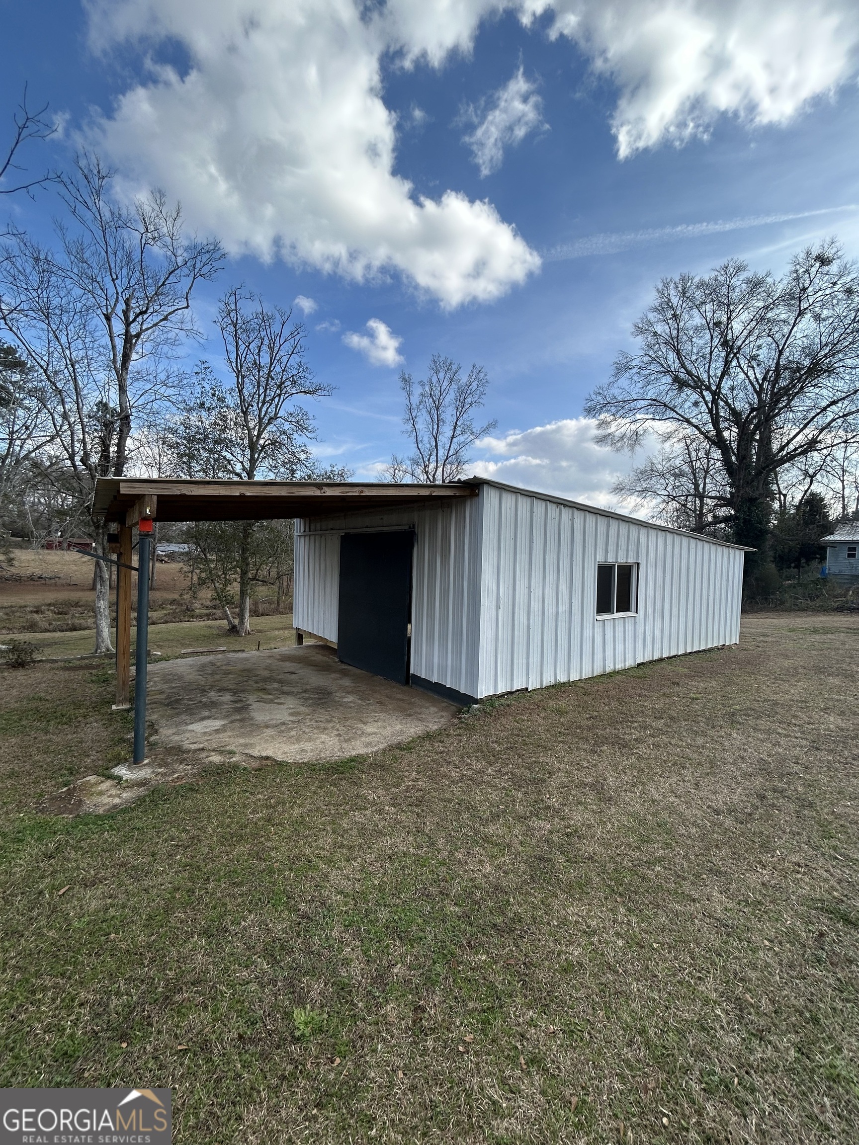 206 Ann Murphy Road West Point, GA 31833 - Photo 35 of 57 a view of a backyard