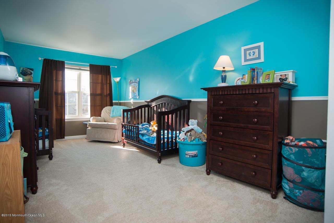 139 3rd Street, Unit 3 Keyport, NJ 07735 - Photo 12 of 16 Second bedroom
