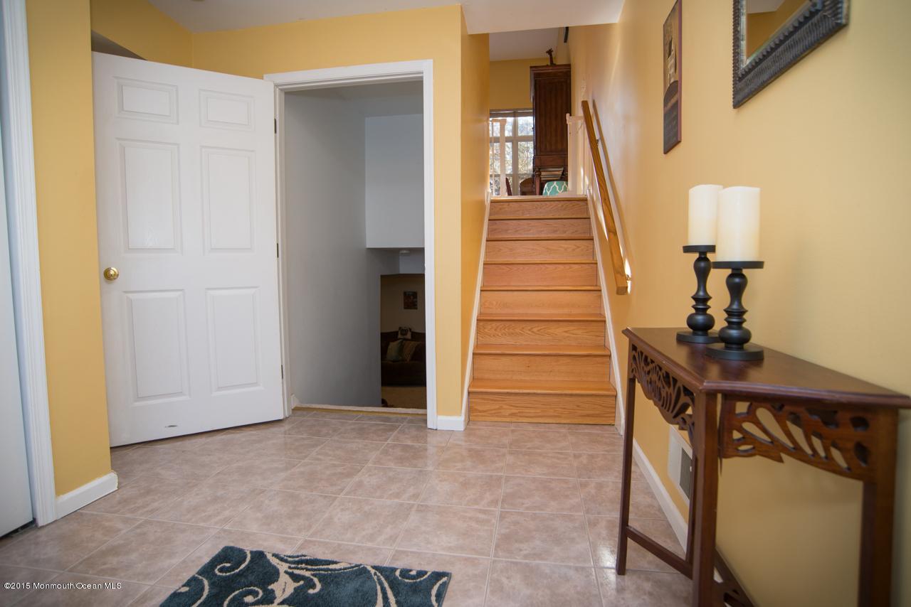 139 3rd Street, Unit 3 Keyport, NJ 07735 - Photo 3 of 16 pro third 7