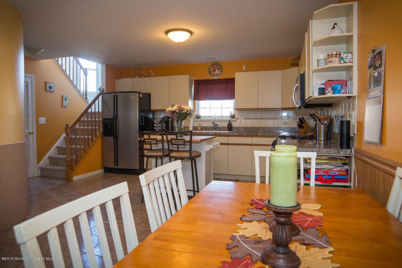 139 3rd Street, Unit 3 Keyport, NJ 07735 - Photo 6 of 16 Kitchen