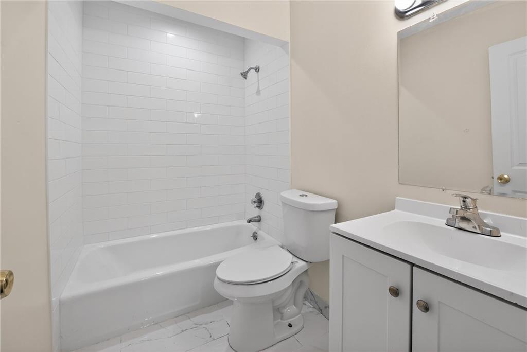 6071 Regent Manor Lithonia, GA 30058 - Photo 11 of 20