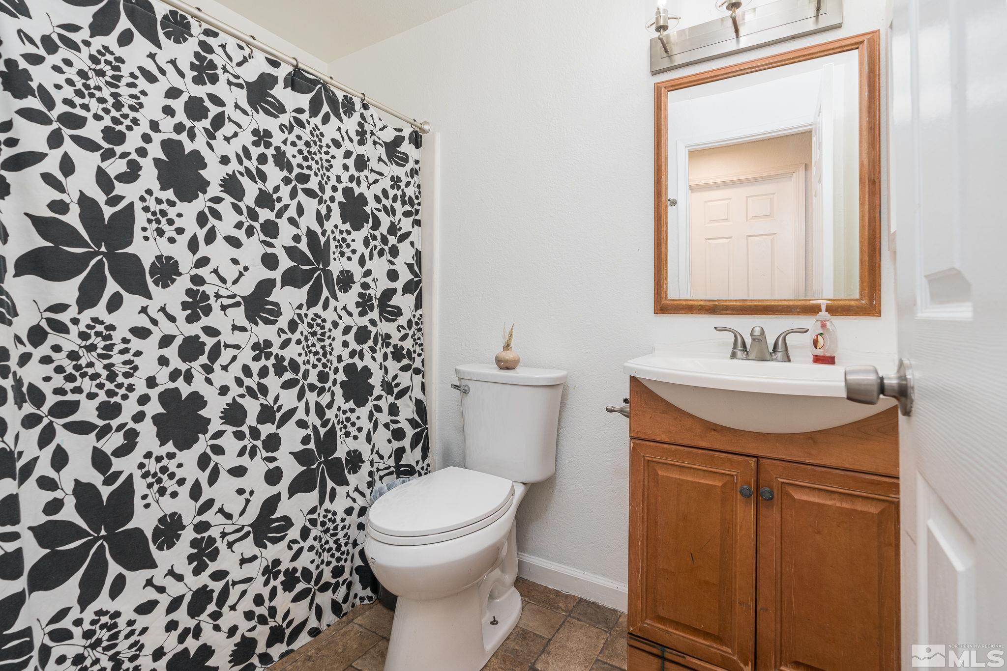 14065 Kernite Street Reno, NV 89506 - Photo 12 of 17 Photo 12