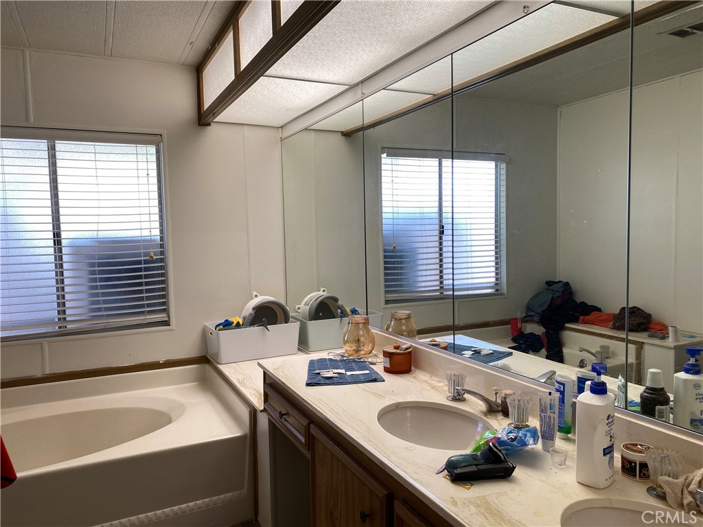 20683 Waalew Road, Unit B161 Apple Valley, CA 92307 - Photo 19 of 30 Primary Bathroom with Dual Sinks