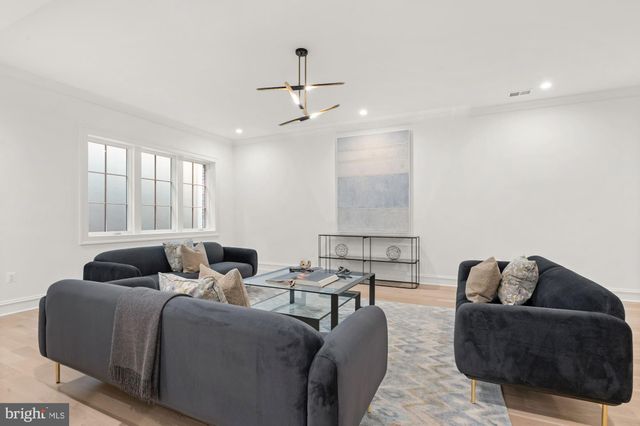 $4,150,000 | 3433 North Albemarle Street, Arlington, VA 22207